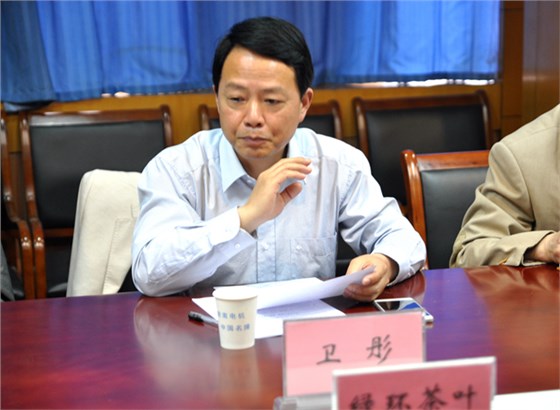 縣市場監(jiān)管局黨組書記、局長衛(wèi)彤講話