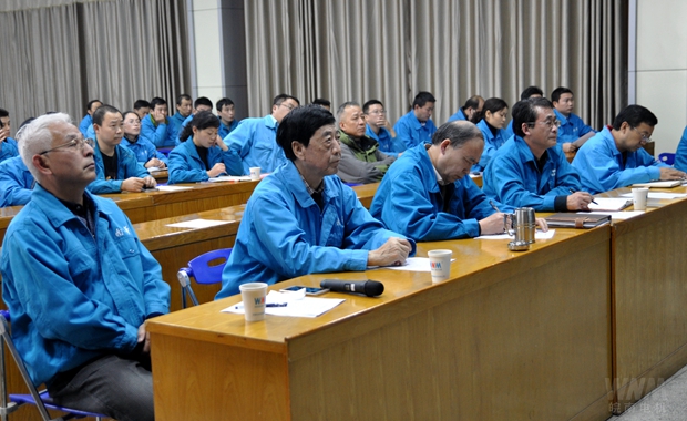 董事長陳根喜、總經(jīng)理陳學(xué)鋒等公司高層出席論壇